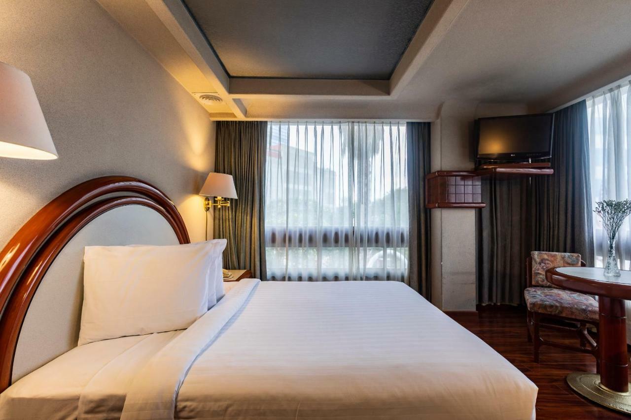 Hotel Beverly Мехіко Екстер'єр фото